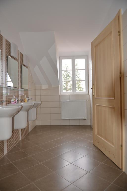 Pokoje Goscinne Domu Pielgrzyma W Supraslu Room photo