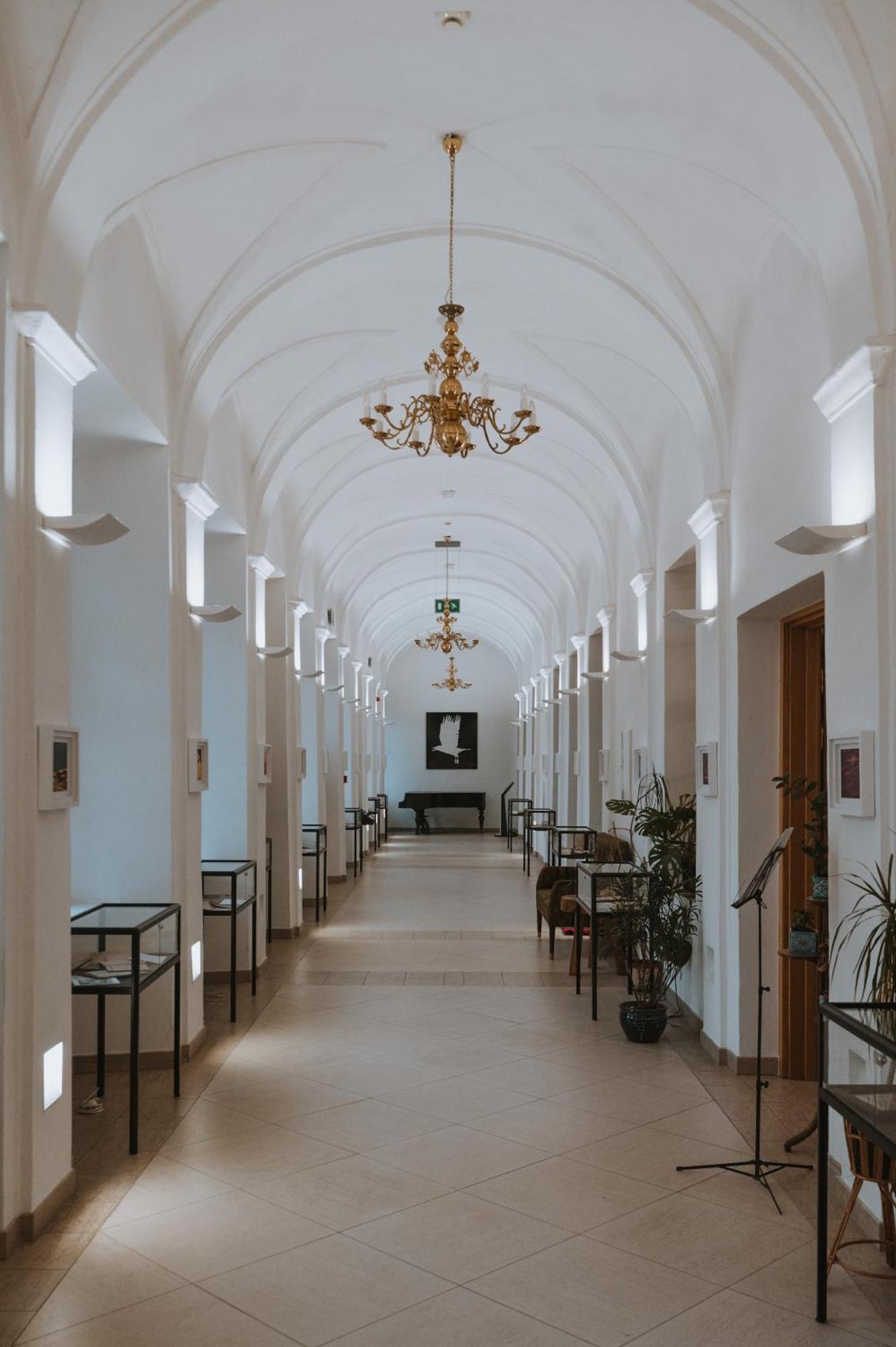 Pokoje Goscinne Domu Pielgrzyma W Supraslu Exterior photo