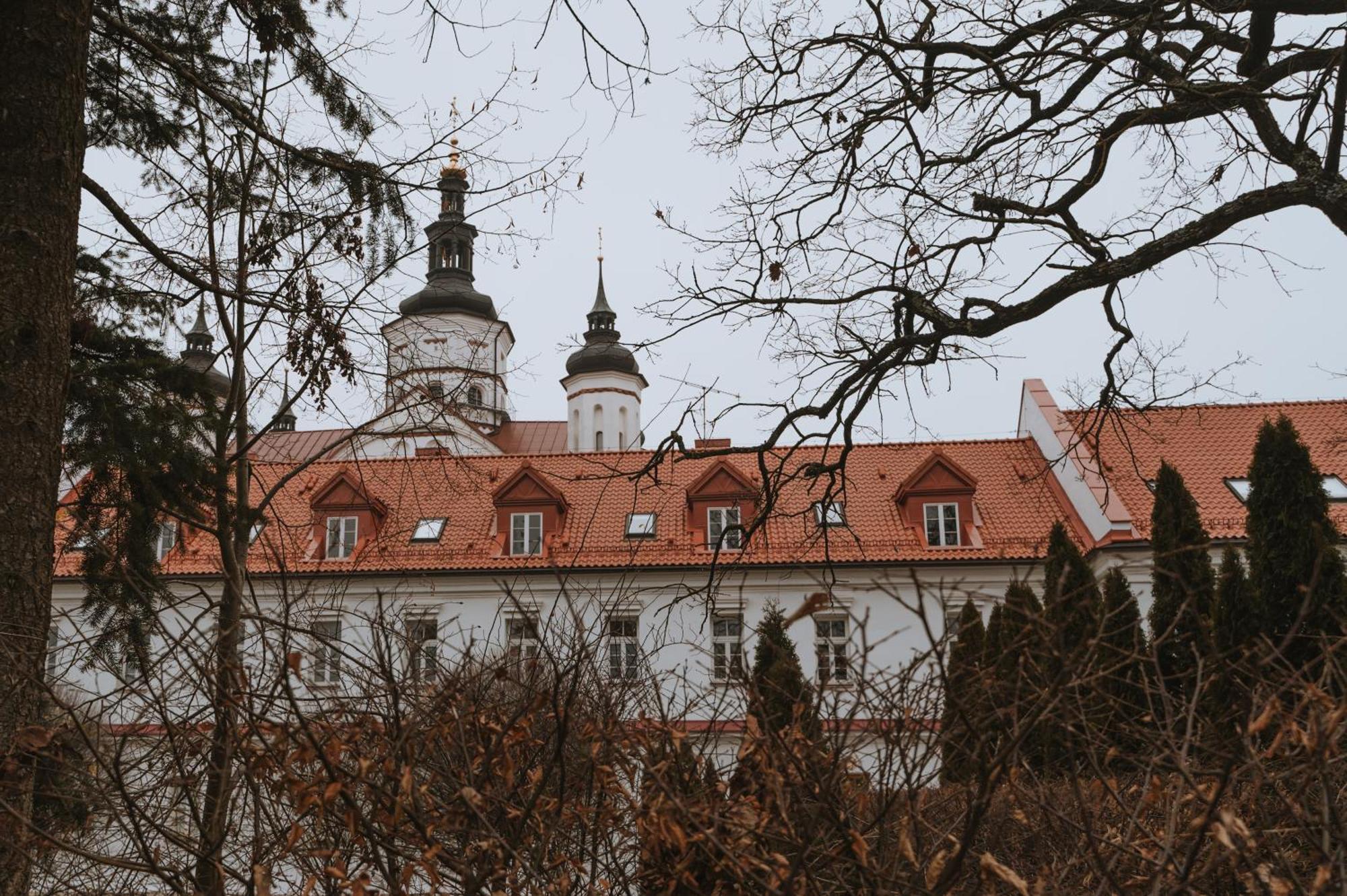Pokoje Goscinne Domu Pielgrzyma W Supraslu Exterior photo